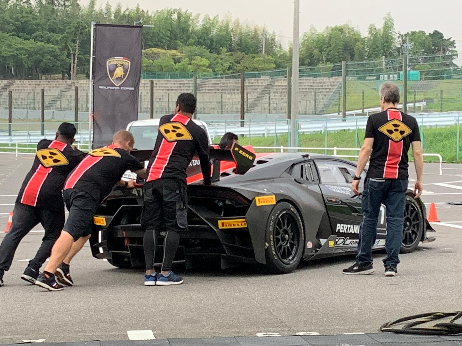 Carrera Cup Italia, Mardini vince ancora, mentre nel Super Trofeo Asia Muscat e Studderd vanno sul podio